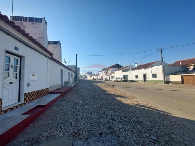 Moradia T3 para Venda em Veiros Foto 16