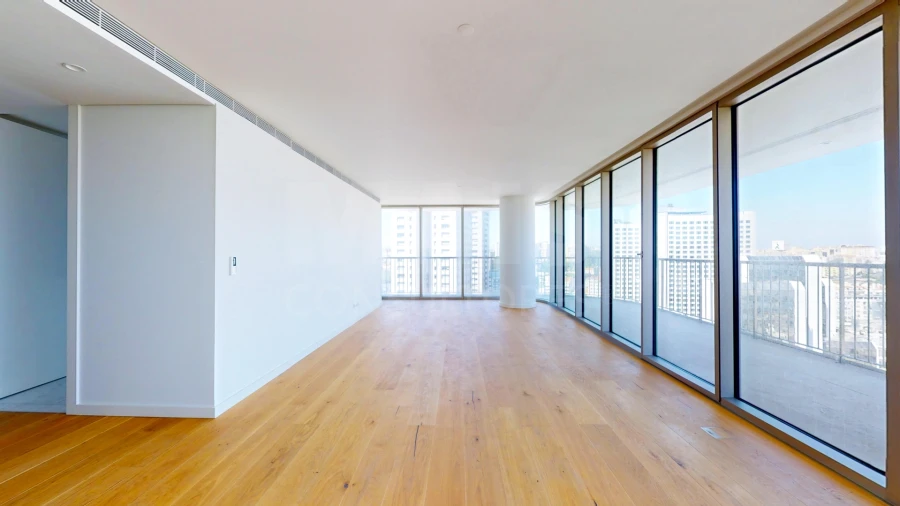 Apartamento T3 para Venda em Campolide Foto 8