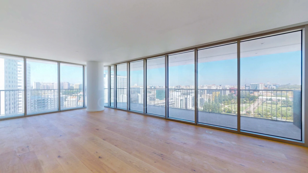Apartamento T3 para Venda em Campolide Foto 1