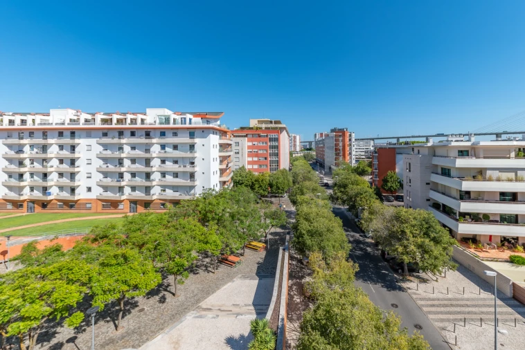 Apartamento T2 para Arrendamento em Parque das Nações Foto 2