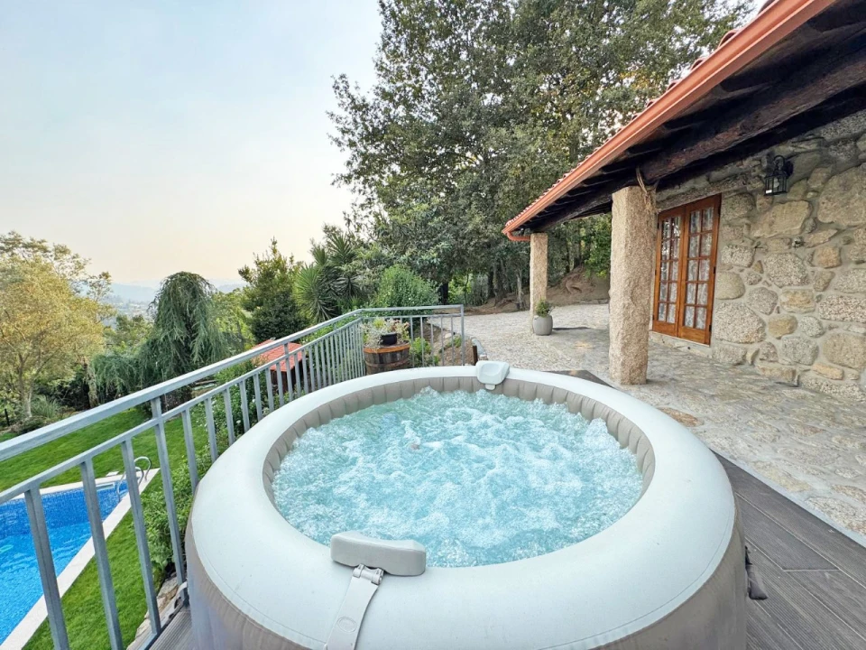 Quinta T3 para Venda em Armil Foto 89