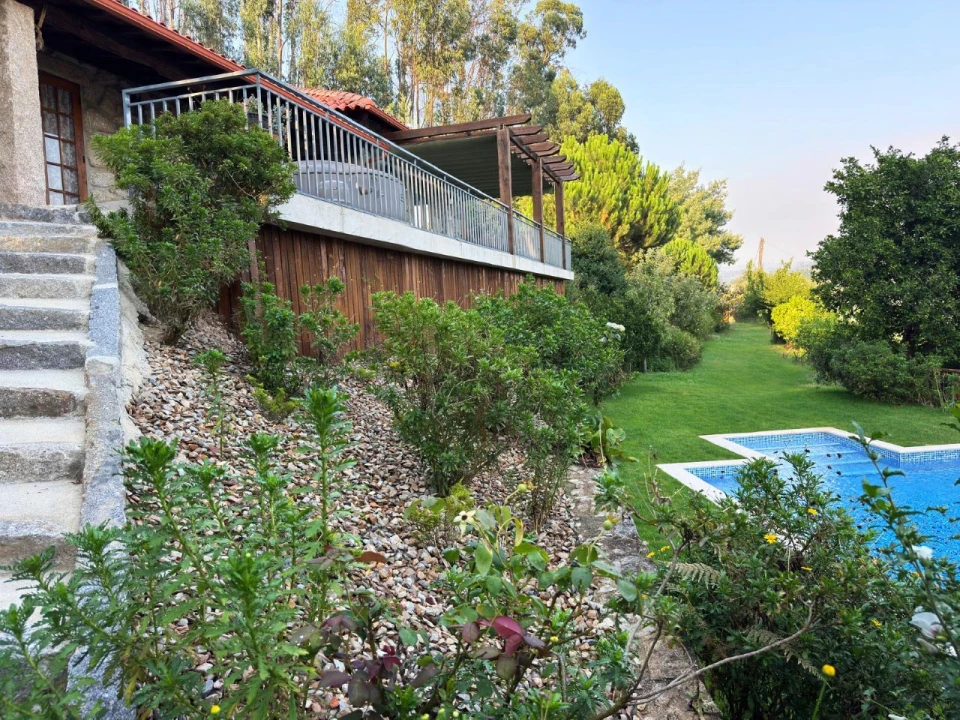 Quinta T3 para Venda em Armil Foto 118