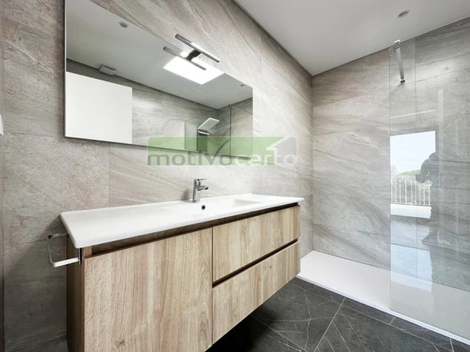 Moradia T3 para Venda em Barcarena Foto 13