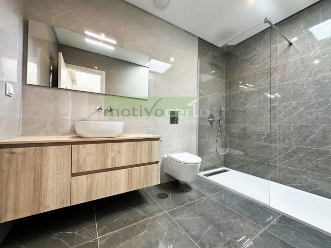 Moradia T3 para Venda em Barcarena Foto 14