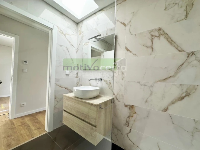 Moradia T3 para Venda em Barcarena Foto 11