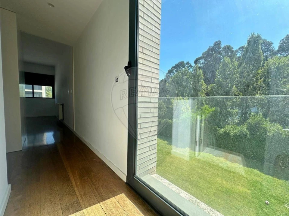 Apartamento T4 para Venda em Mafamude e Vilar do Paraíso Foto 33