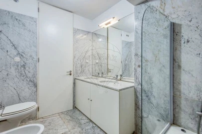 Apartamento T4 para Venda em Mafamude e Vilar do Paraíso