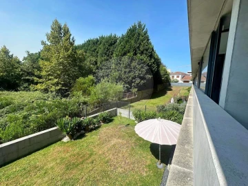 Apartamento T4 para Venda em Mafamude e Vilar do Paraíso