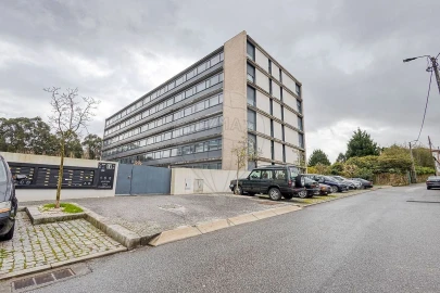 Apartamento T4 para Venda em Mafamude e Vilar do Paraíso