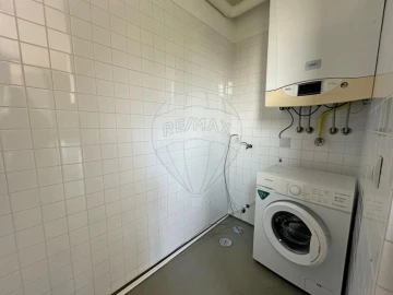 Apartamento T4 para Venda em Mafamude e Vilar do Paraíso