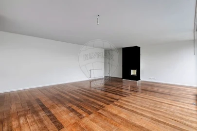 Apartamento T4 para Venda em Mafamude e Vilar do Paraíso