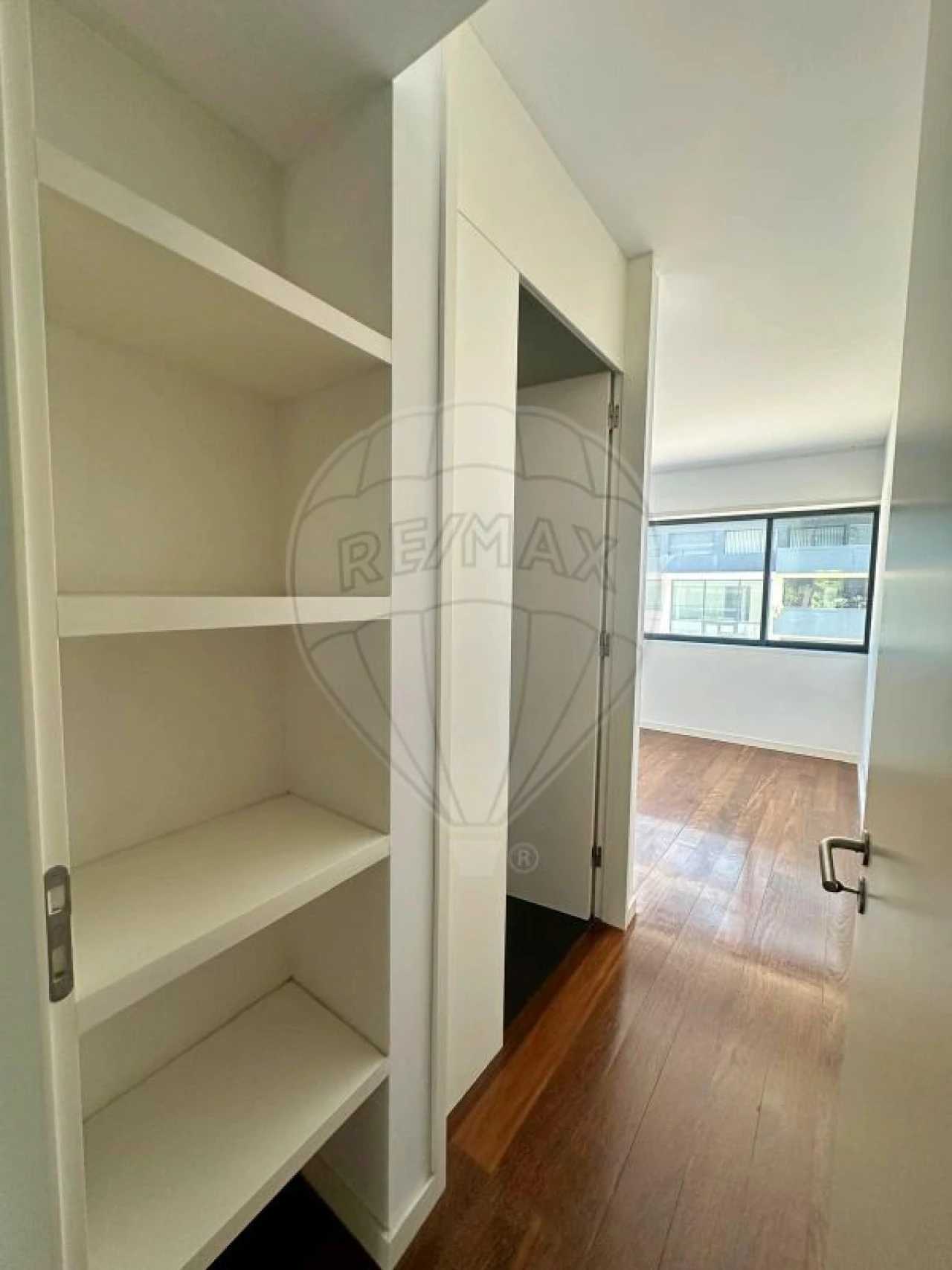 Apartamento T4 para Venda em Mafamude e Vilar do Paraíso Foto 30