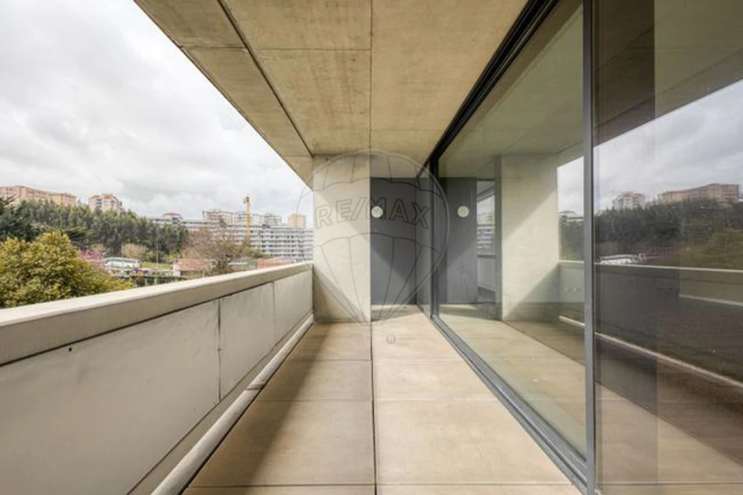 Apartamento T4 para Venda em Mafamude e Vilar do Paraíso Foto 2