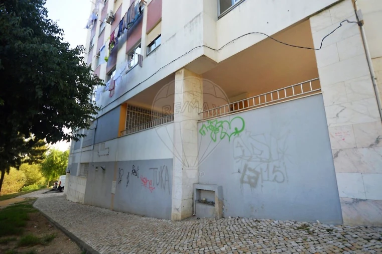 Loja para Venda em Póvoa de Santa Iria e Forte da Casa Foto 25