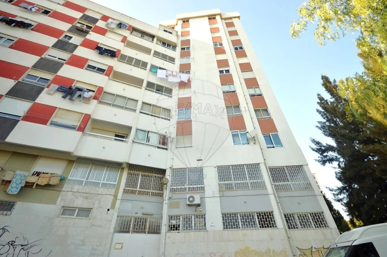 Loja para Venda em Póvoa de Santa Iria e Forte da Casa Foto 24