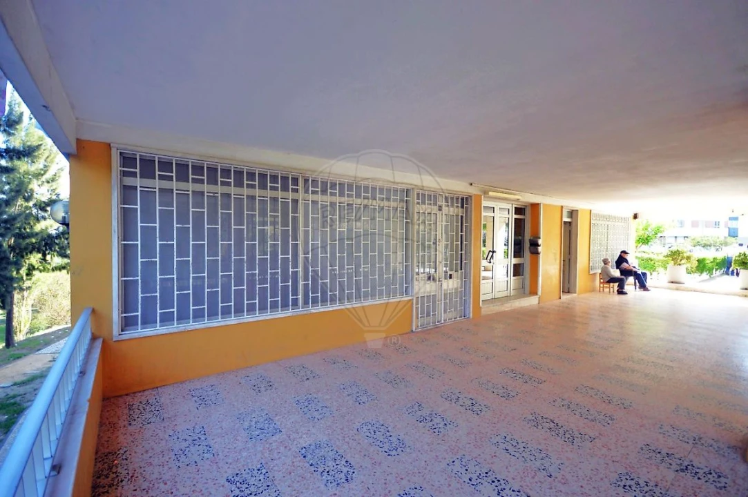 Loja para Venda em Póvoa de Santa Iria e Forte da Casa Foto 23