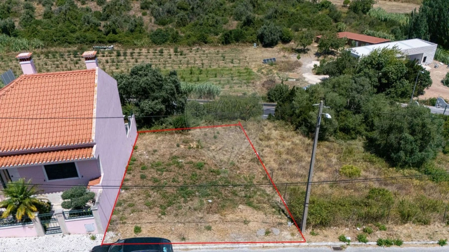 Terreno para Venda em Santa Iria de Azoia, São João da Talha e Bobadela Foto 2