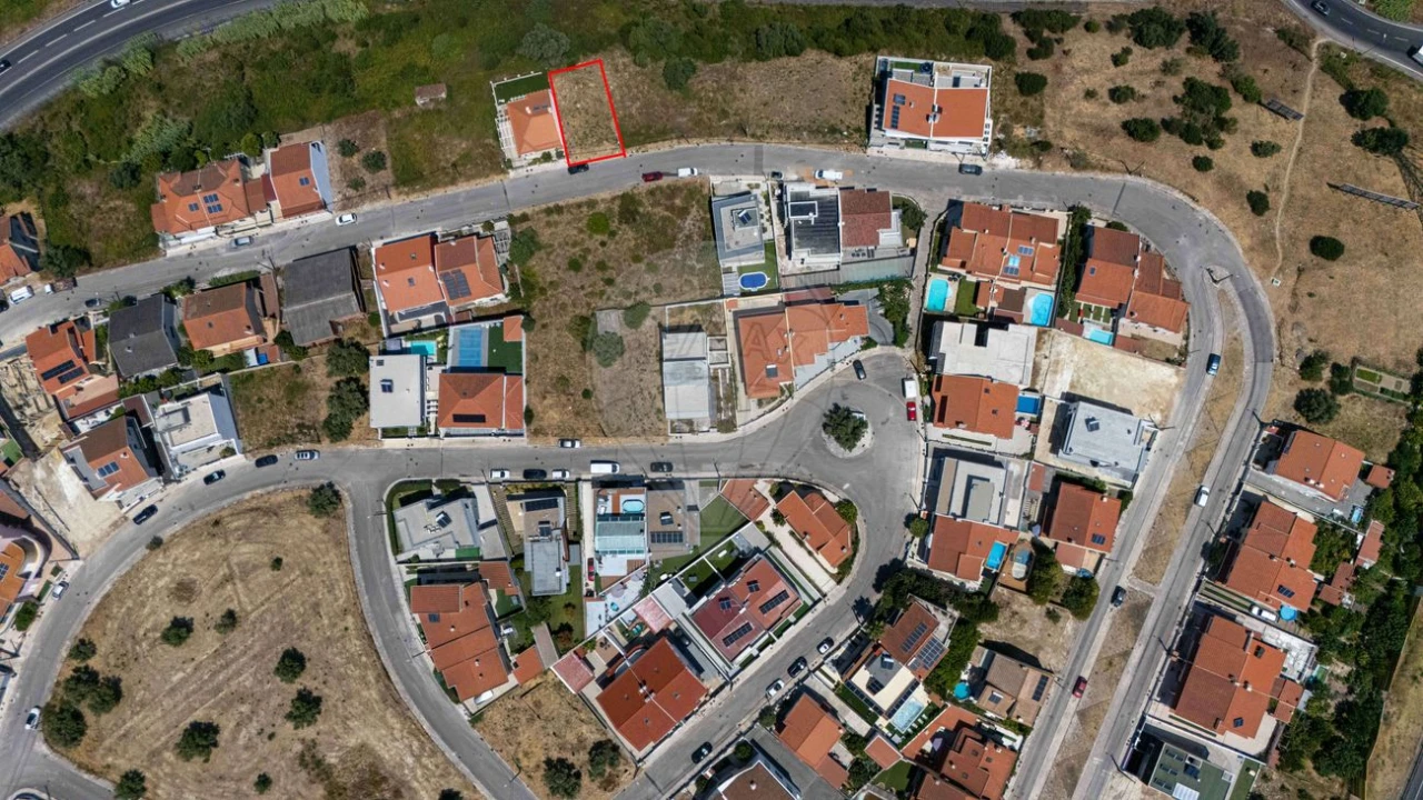 Terreno para Venda em Santa Iria de Azoia, São João da Talha e Bobadela Foto 7