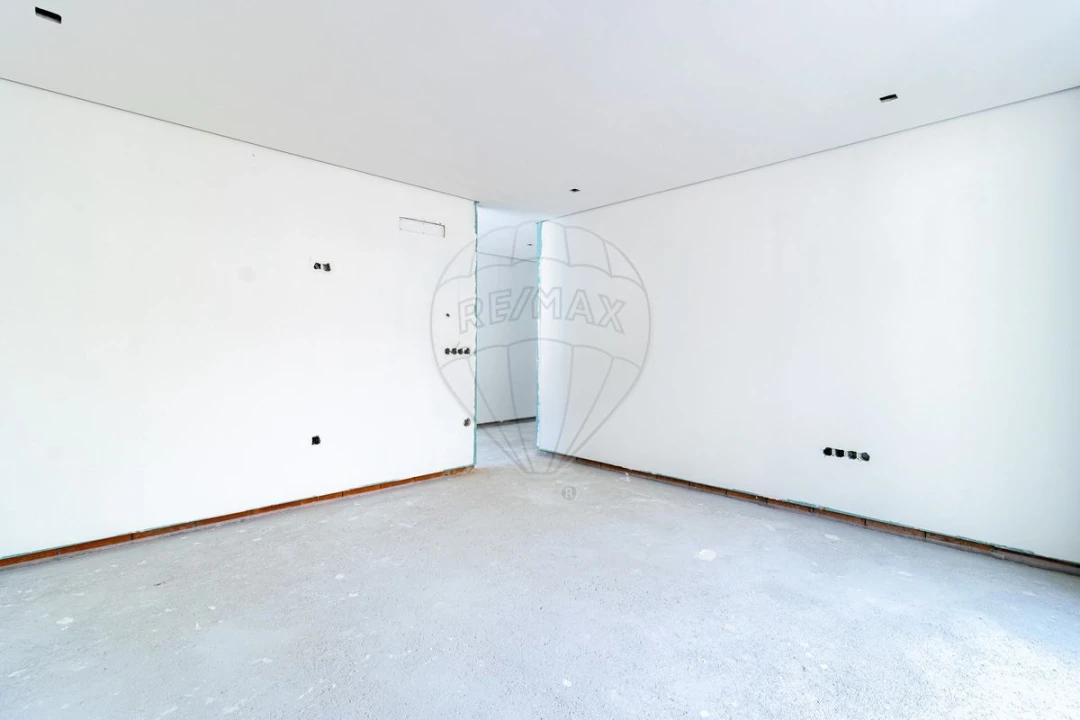 Moradia T3 para Venda em Gondifelos, Cavalões e Outiz Foto 11