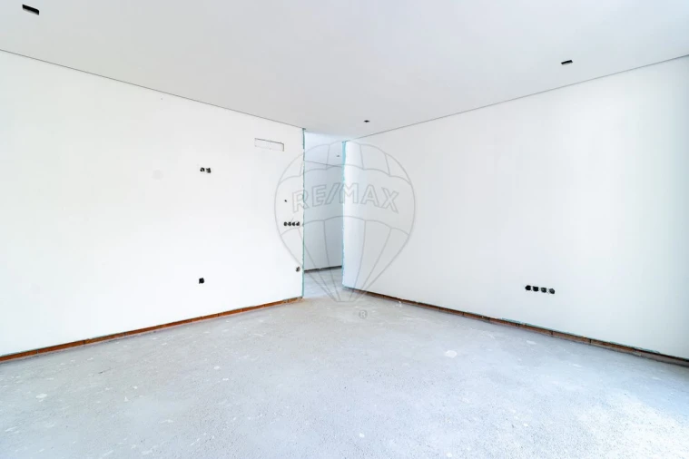 Moradia T3 para Venda em Gondifelos, Cavalões e Outiz Foto 11