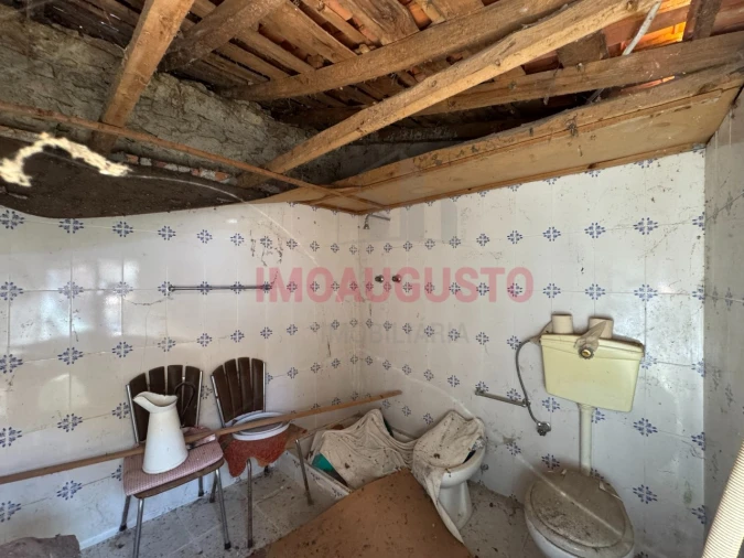 Moradia T4 para Venda em Almeida Foto 9