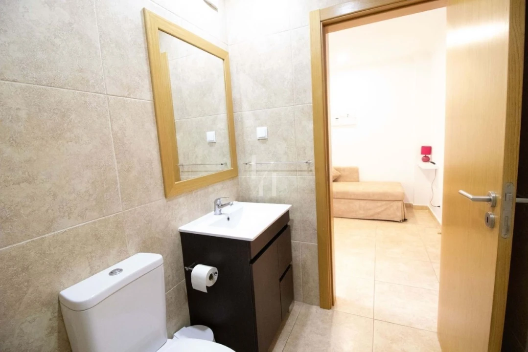 Apartamento para Venda em Portimão Foto 8