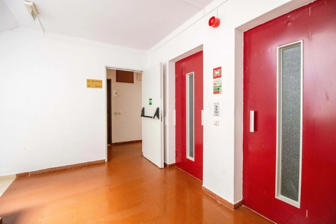 Apartamento para Venda em Portimão Foto 21