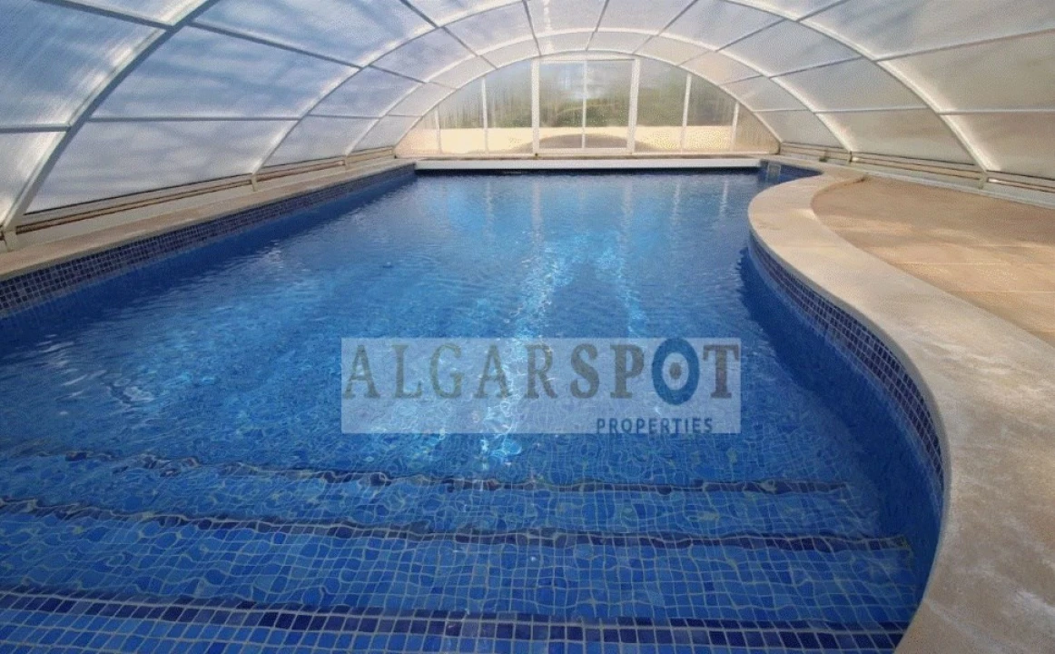 Moradia T4 para Venda em Albufeira e Olhos de Água Foto 3
