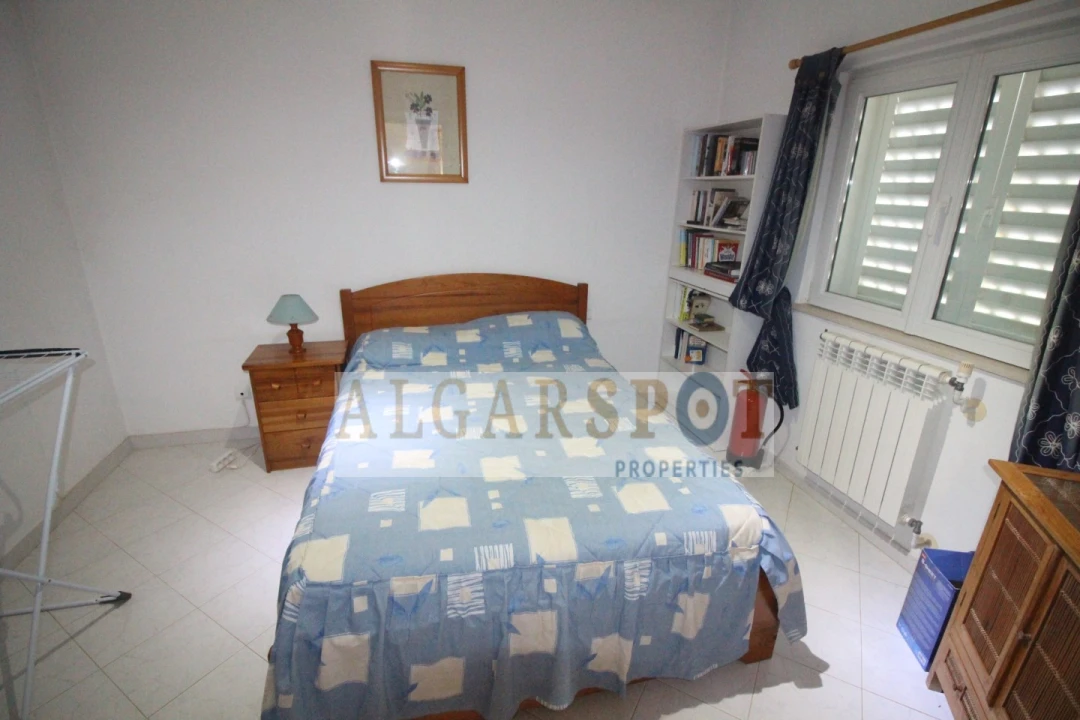 Moradia T4 para Venda em Albufeira e Olhos de Água Foto 12