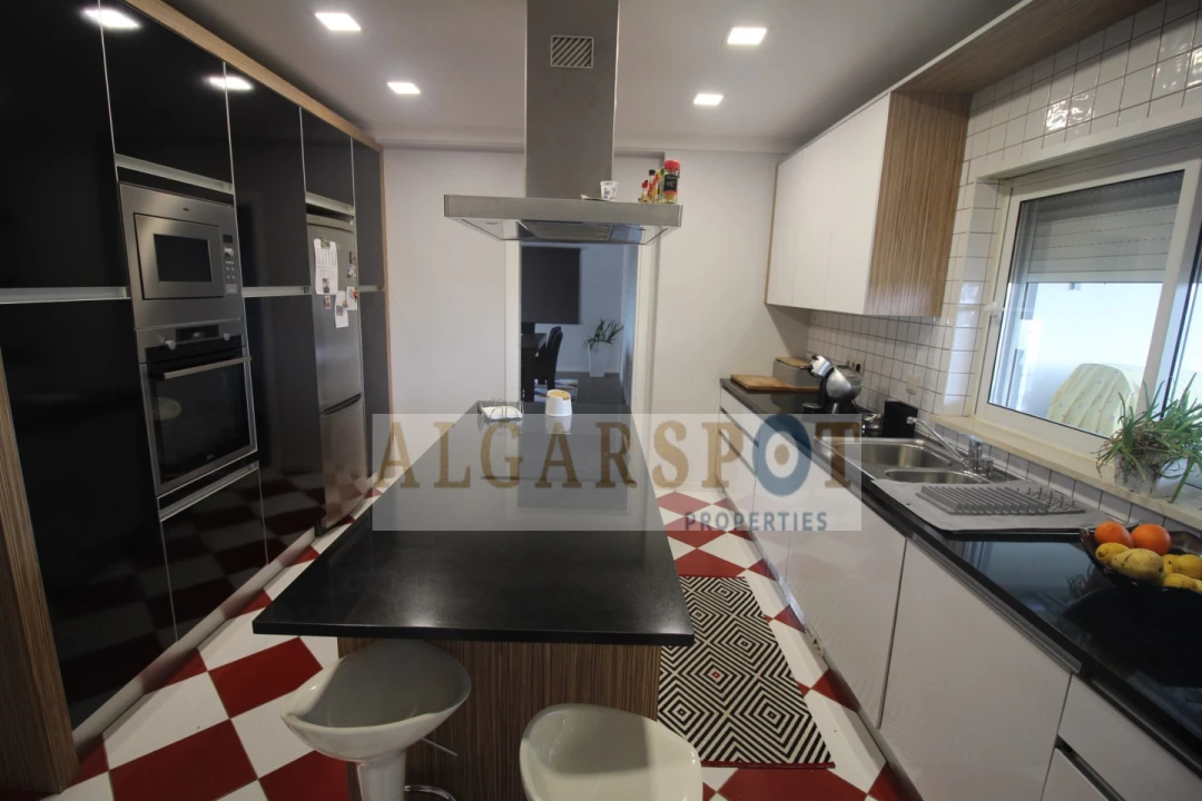 Moradia T5 para Venda em Alcantarilha e Pêra Foto 11