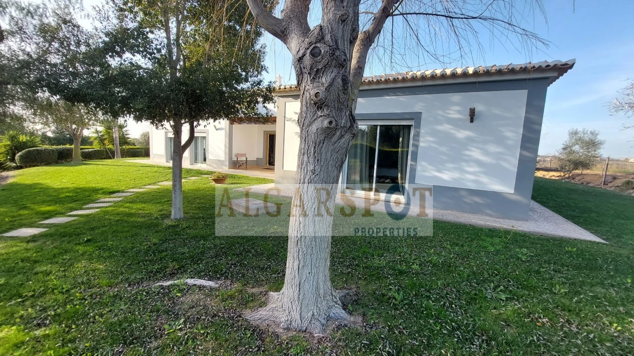 Moradia T5 para Venda em Alcantarilha e Pêra Foto 28
