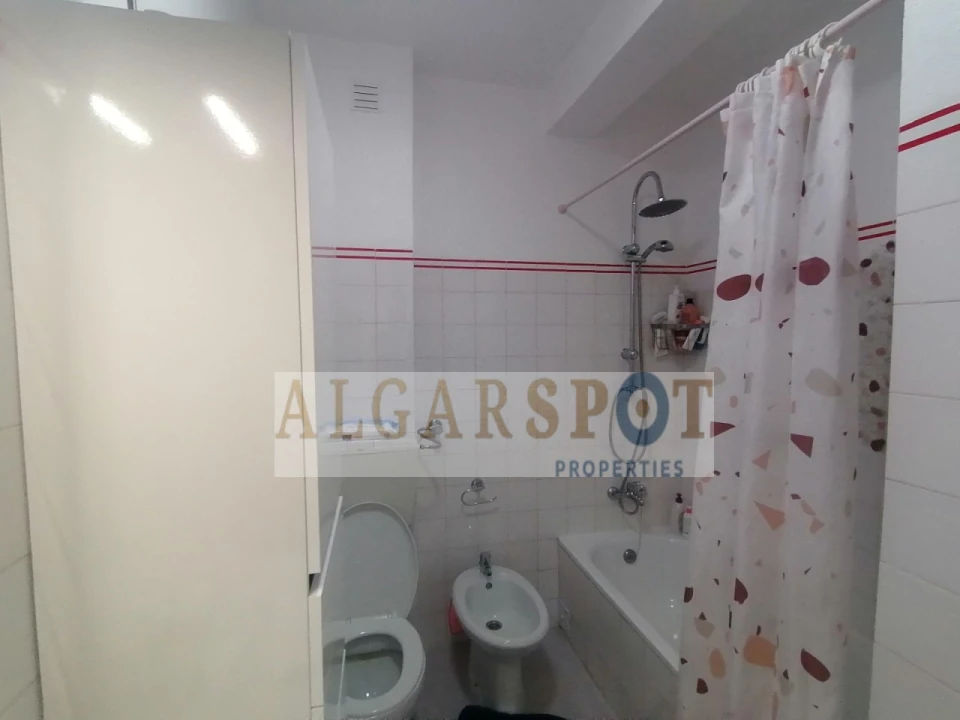 Apartamento T2 para Venda em São Brás de Alportel Foto 8