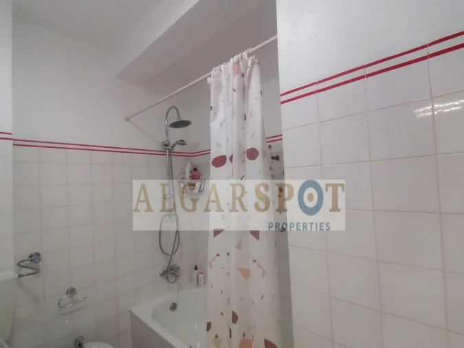 Apartamento T2 para Venda em São Brás de Alportel Foto 10