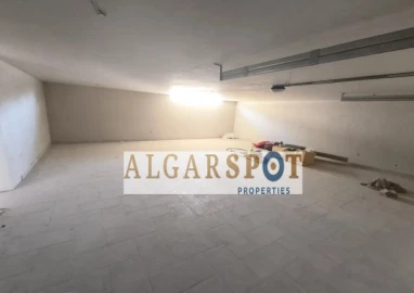 Moradia T4 para Venda em Guia