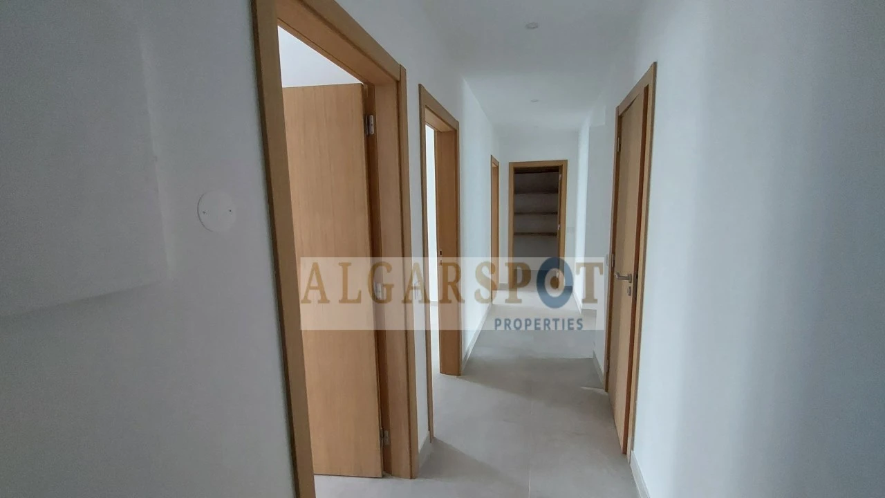 Apartamento T2 para Venda em Armação de Pera Foto 5