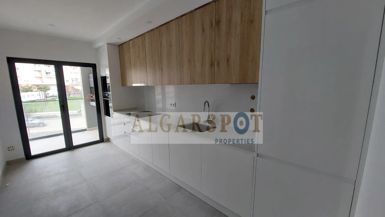Apartamento T2 para Venda em Armação de Pera Foto 15