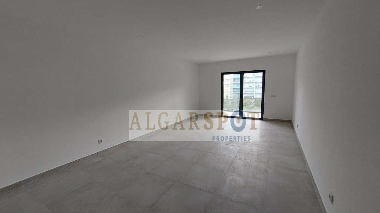 Apartamento T2 para Venda em Armação de Pera Foto 18