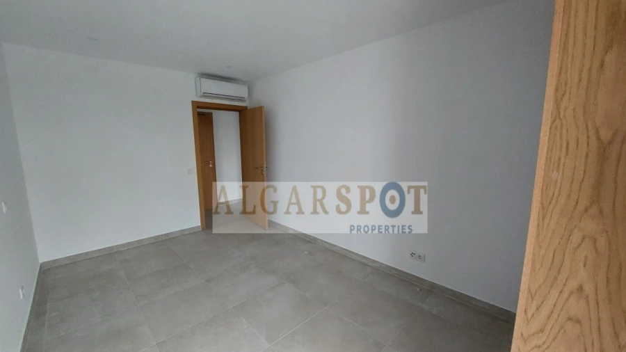 Apartamento T2 para Venda em Armação de Pera Foto 9
