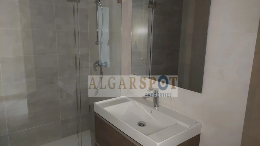 Apartamento T2 para Venda em Armação de Pera Foto 17