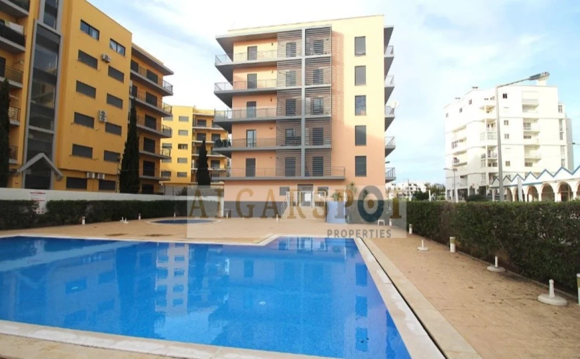 Apartamento T2 para Venda em Armação de Pera Foto 2
