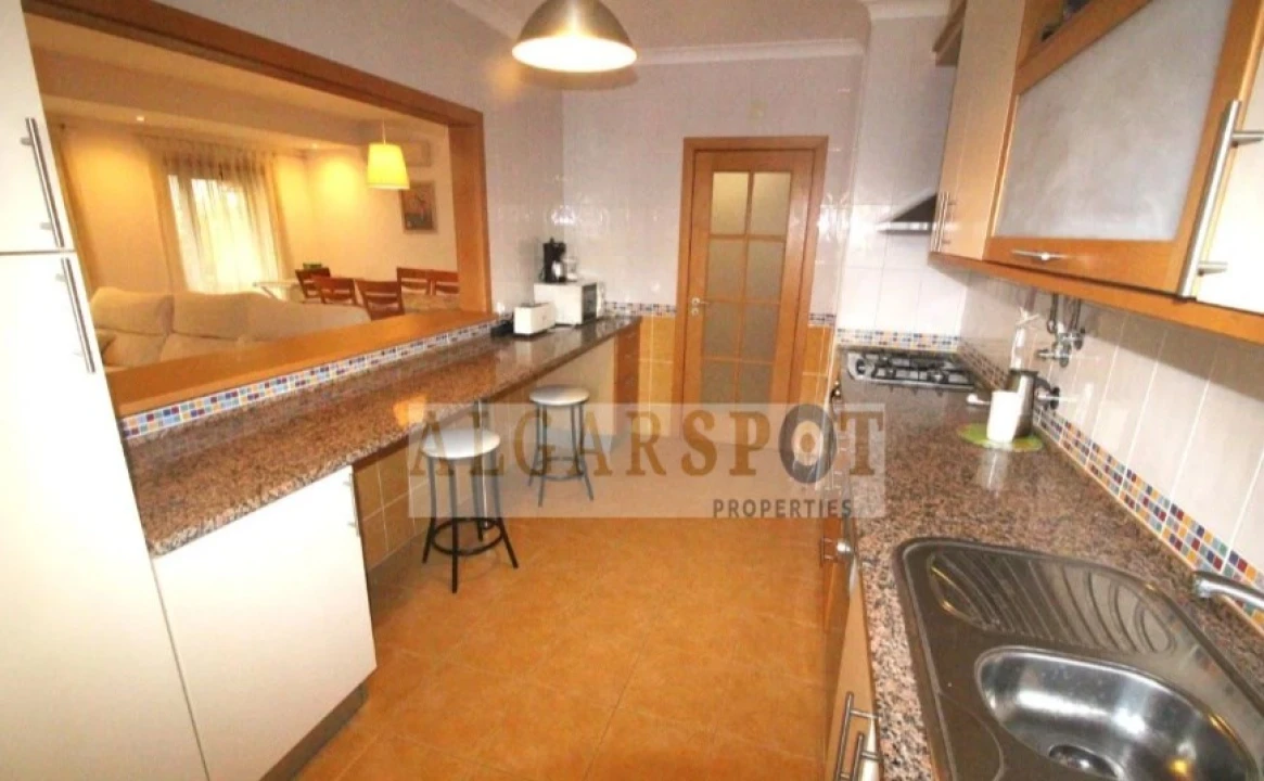 Apartamento T2 para Venda em Armação de Pera Foto 8