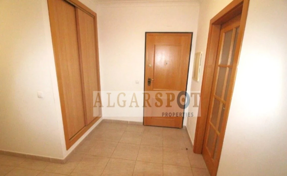 Apartamento T2 para Venda em Armação de Pera Foto 9