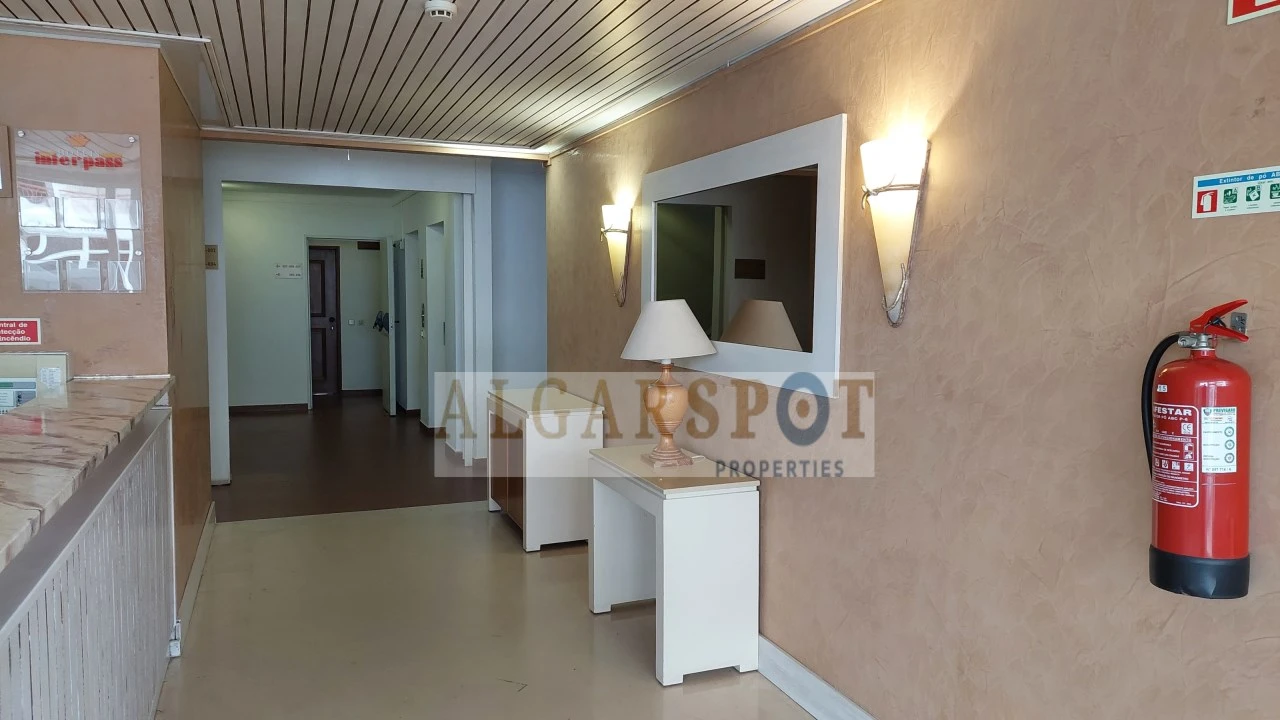 Apartamento T1 para Venda em Portimão Foto 5