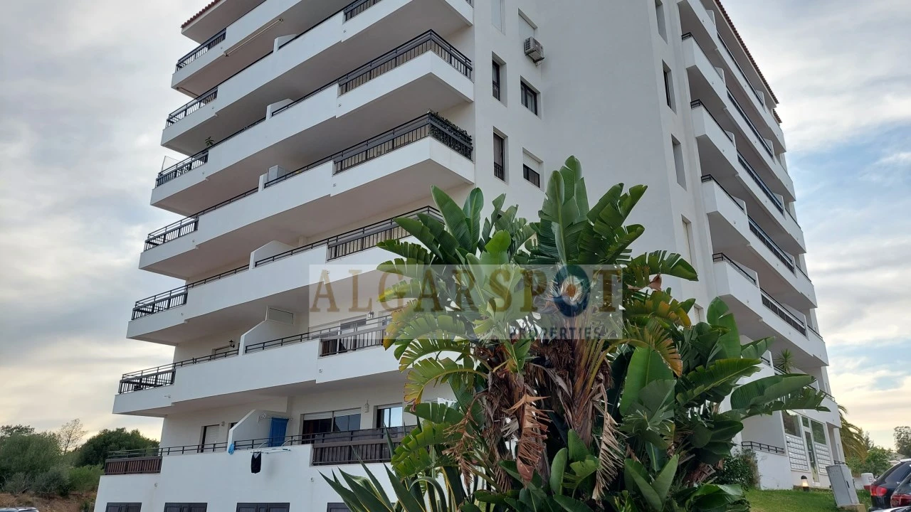 Apartamento T1 para Venda em Portimão Foto 2