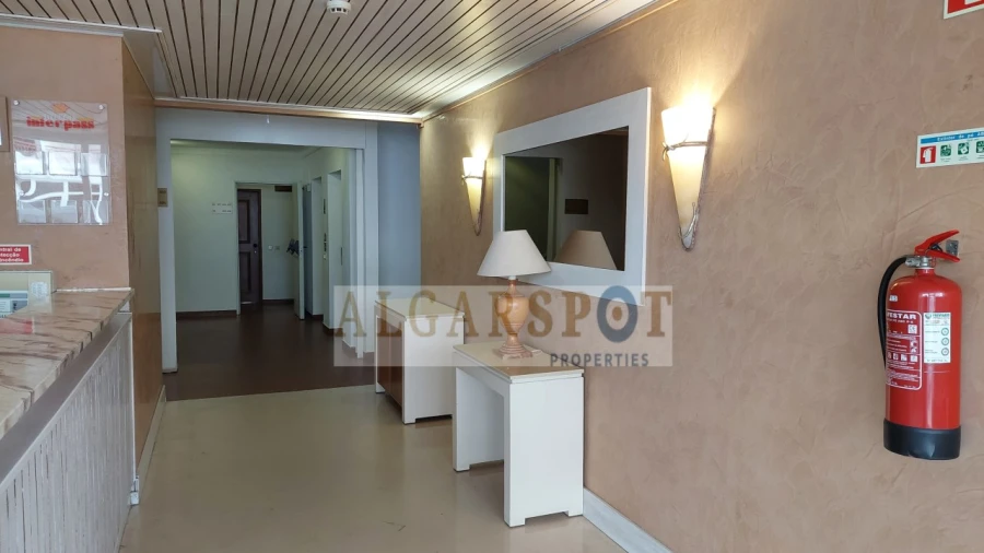 Apartamento T1 para Venda em Portimão Foto 5