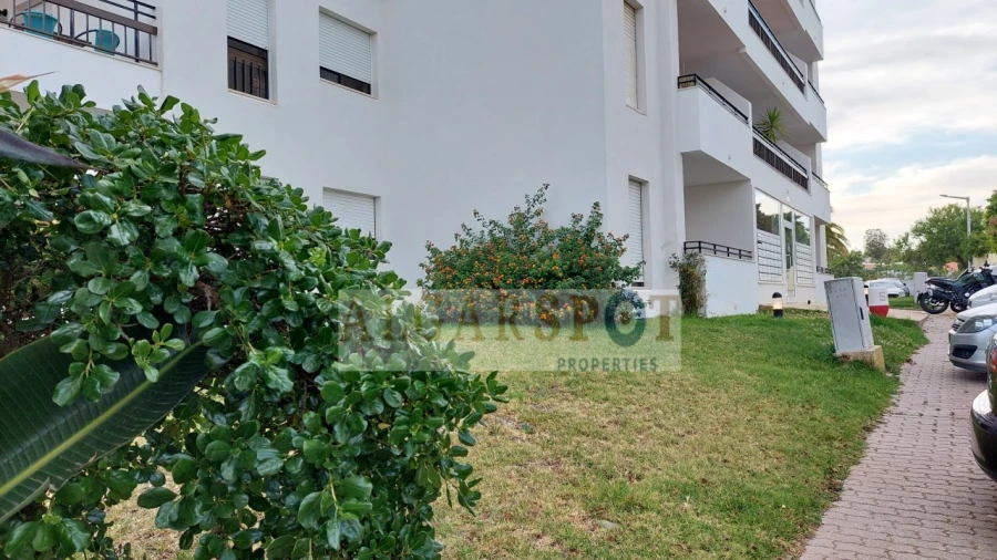 Apartamento T1 para Venda em Portimão Foto 3
