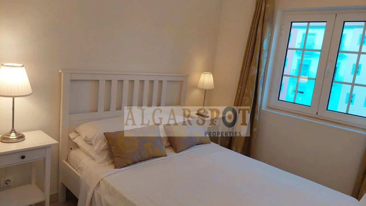 Apartamento T2 para Venda em Quarteira Foto 14