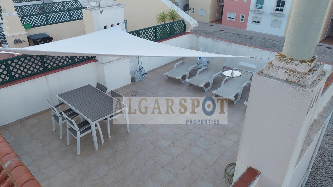 Apartamento T2 para Venda em Quarteira Foto 16