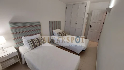 Apartamento T2 para Venda em Quarteira