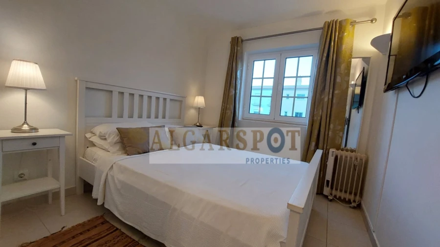 Apartamento T2 para Venda em Quarteira Foto 13